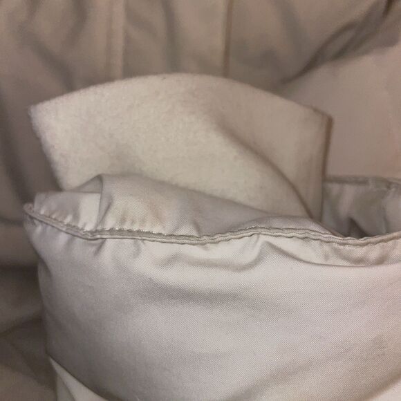 L.L. Bean Extra Large XL Puffer Coat Jacket Parka Zip Faux Fur Hooded Goose Down - Picture 9 of 10